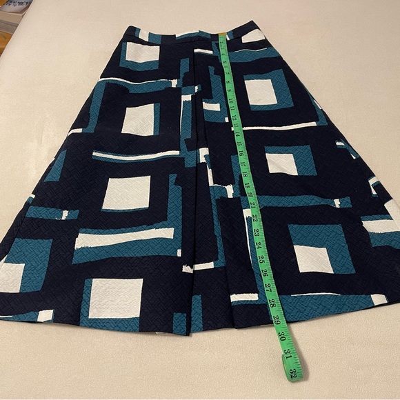 Banana Republic Geometric A-Line Skirt, size 0 - Picture 2 of 6